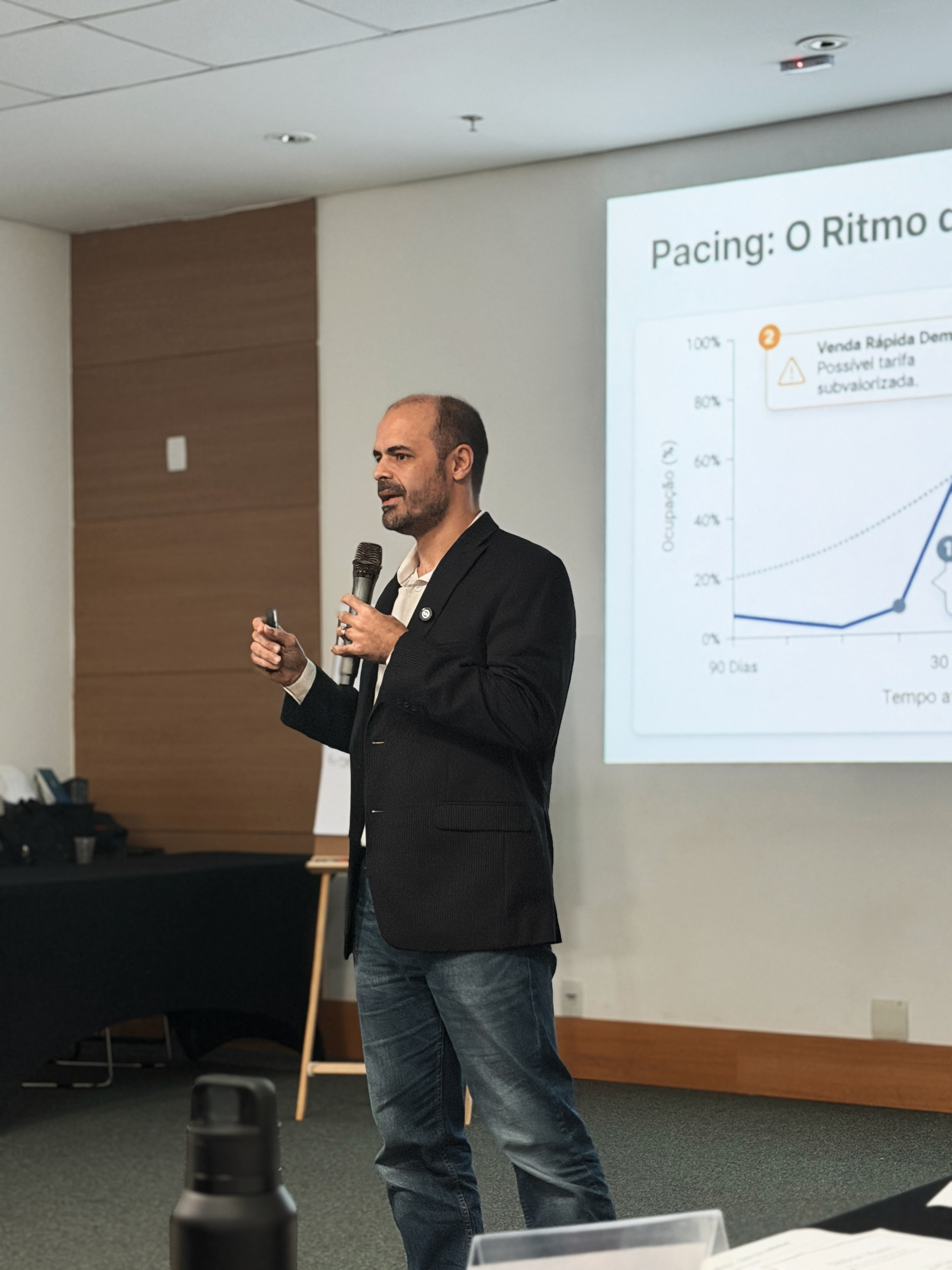 Márcio Braz palestrando